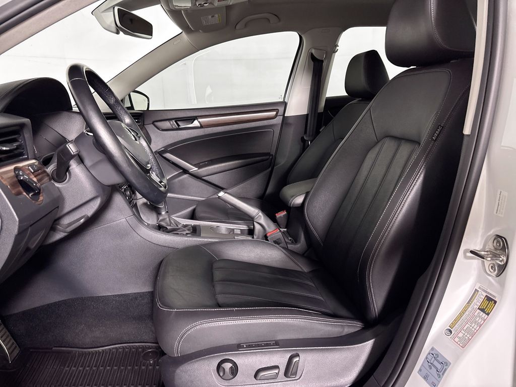 2020 Volkswagen Passat 2.0T SEL