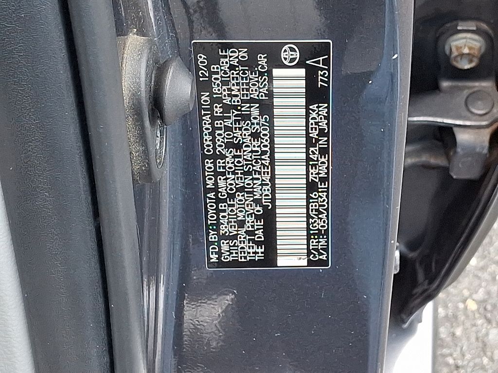 Thumbnail: 2010 Toyota Corolla - 25