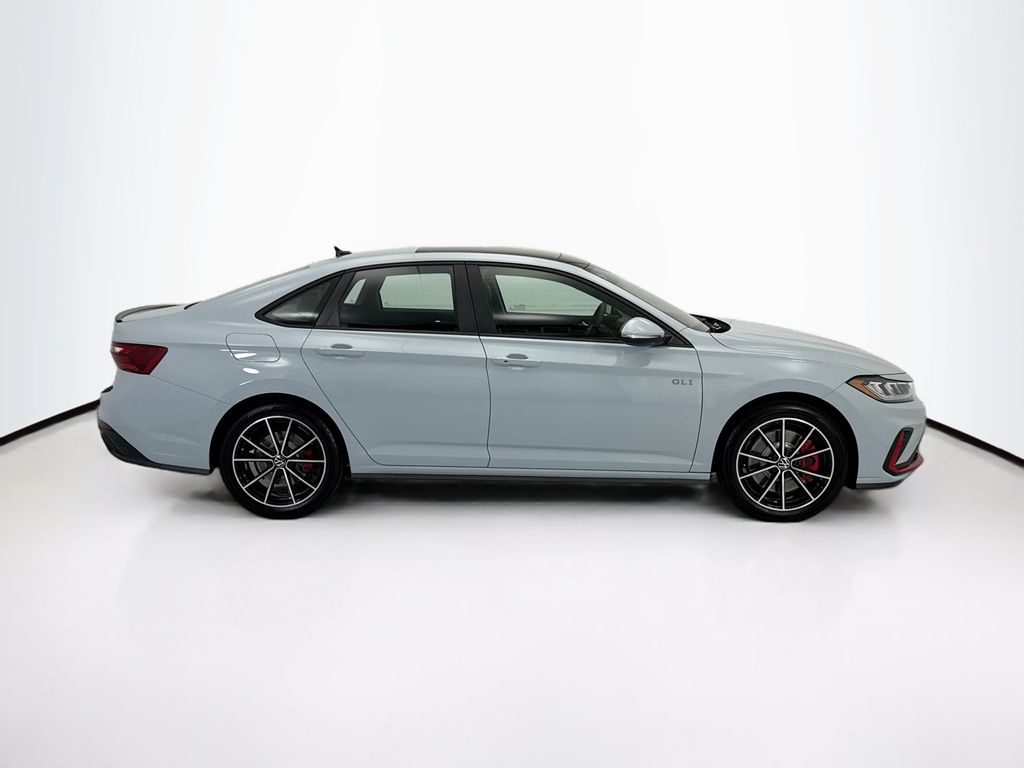Thumbnail: 2026 Volkswagen Jetta - 4