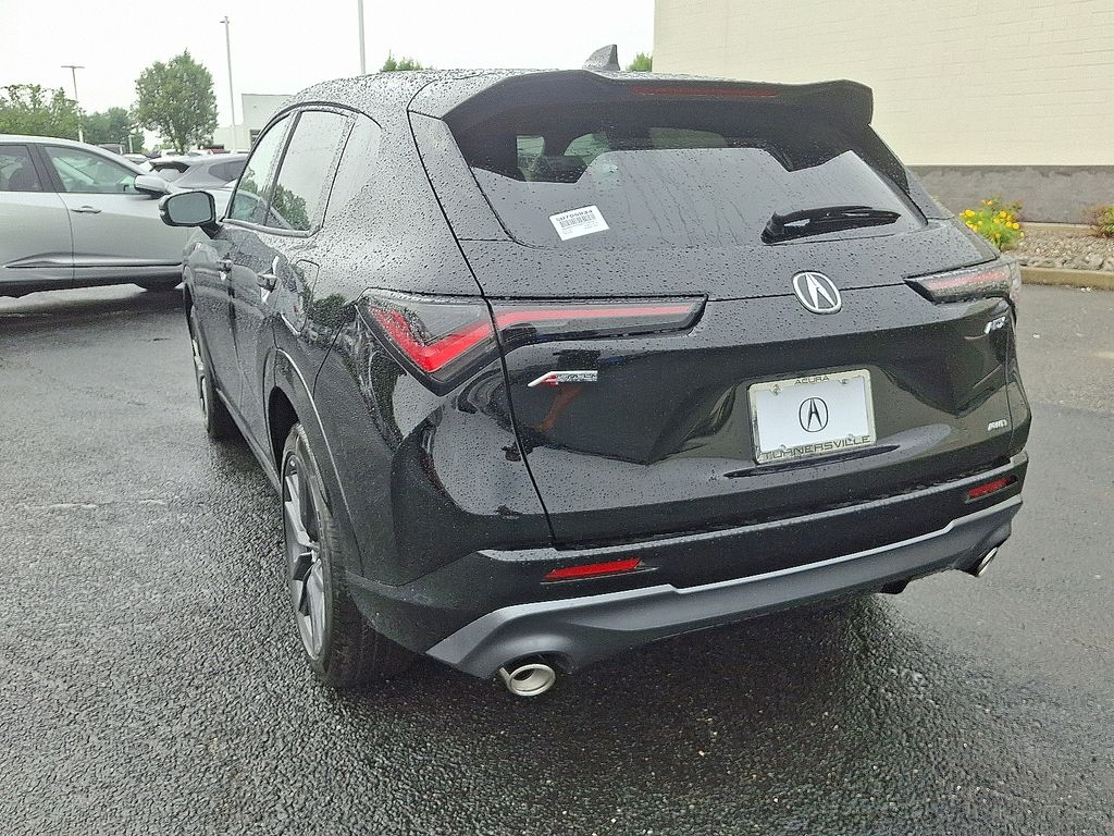 Thumbnail: 2025 Acura ADX - 3