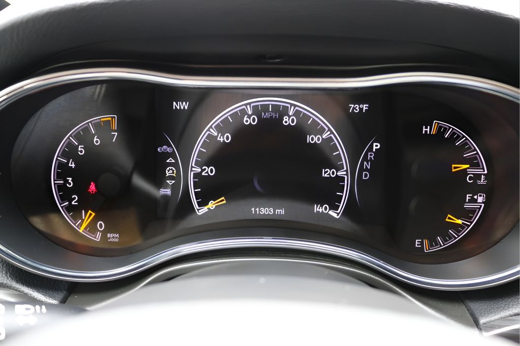 Used Car 2022 Jeep Grand Cherokee Wk  Laredo X For Sale Under $30,000 In Austin, Texas