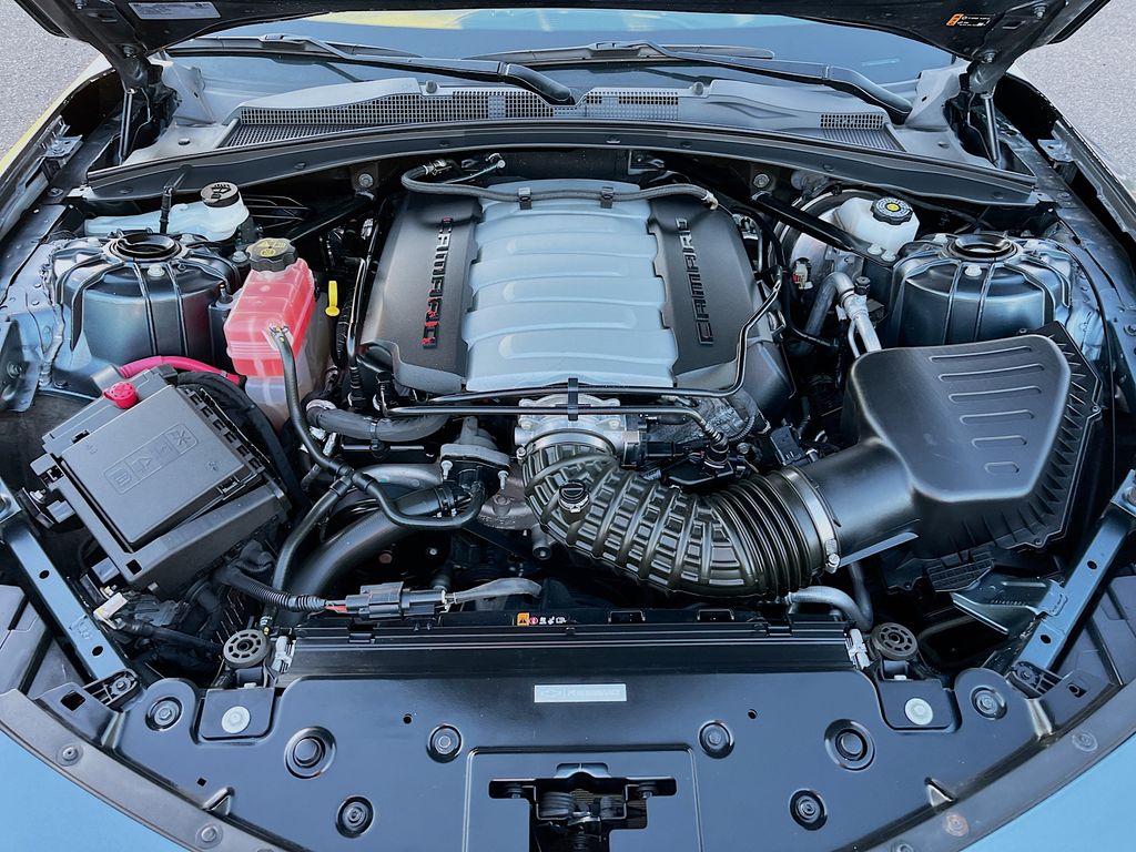 Used 2023 Gray Chevrolet LT1 image 28