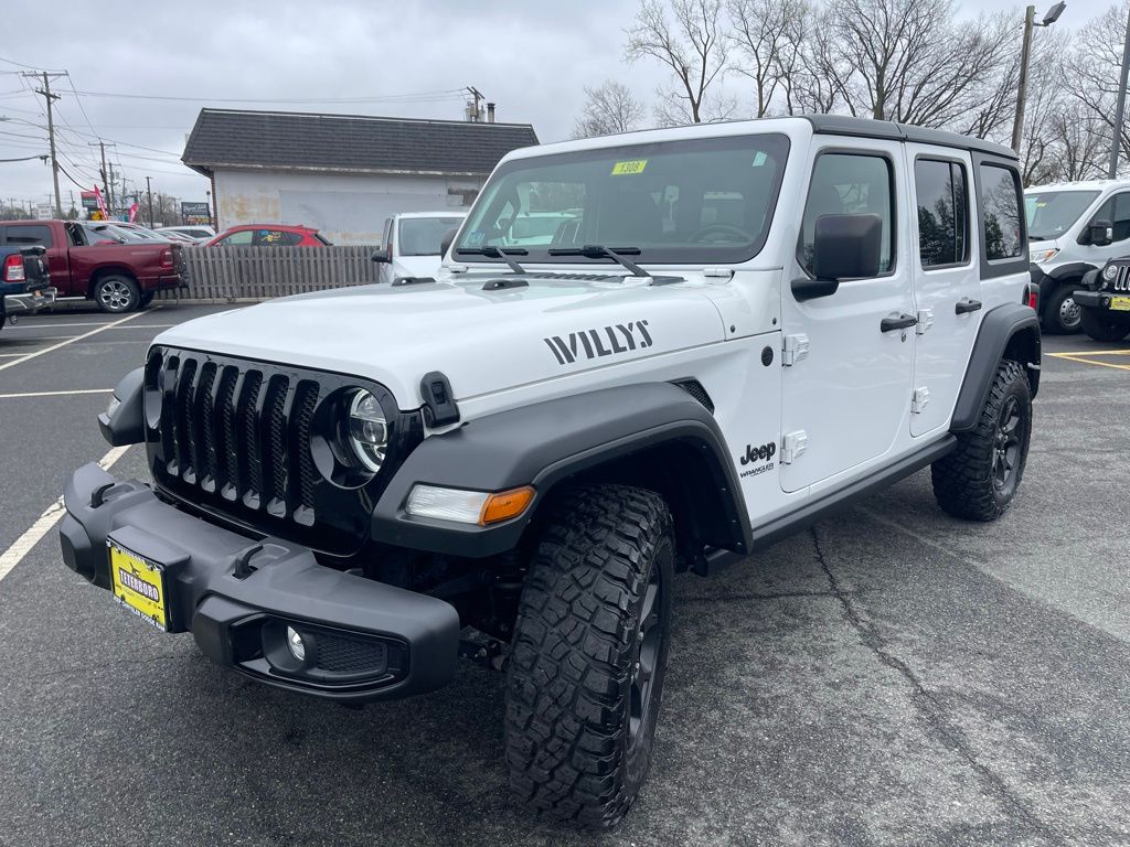 View vehicle photo 3