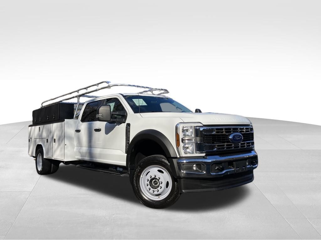 2025 Ford F-550 Chassis XL