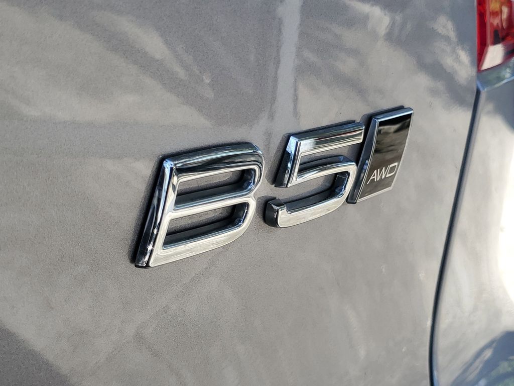 used 2026 Volvo XC40 car, priced at $41,795
