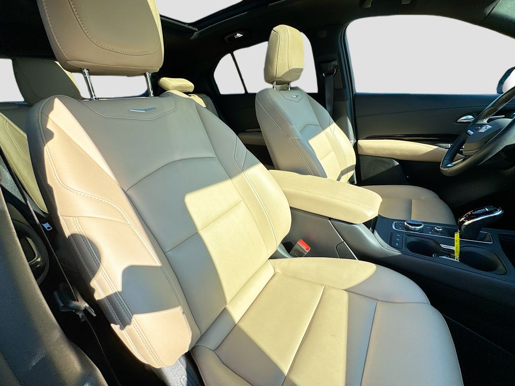 Used 2024 Silver Cadillac Luxury image 26