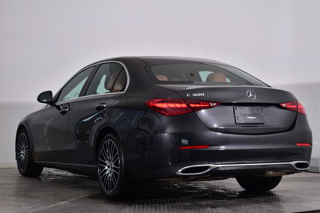 Thumbnail: 2022 Mercedes-Benz C-Class - 3