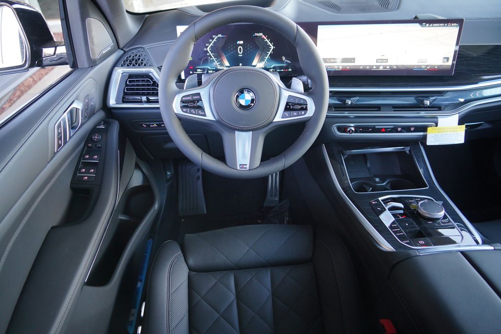 Thumbnail: 2026 BMW X5 - 15