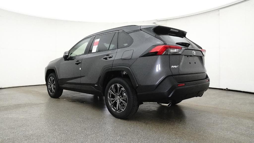 Thumbnail: 2025 Toyota RAV4 - 12