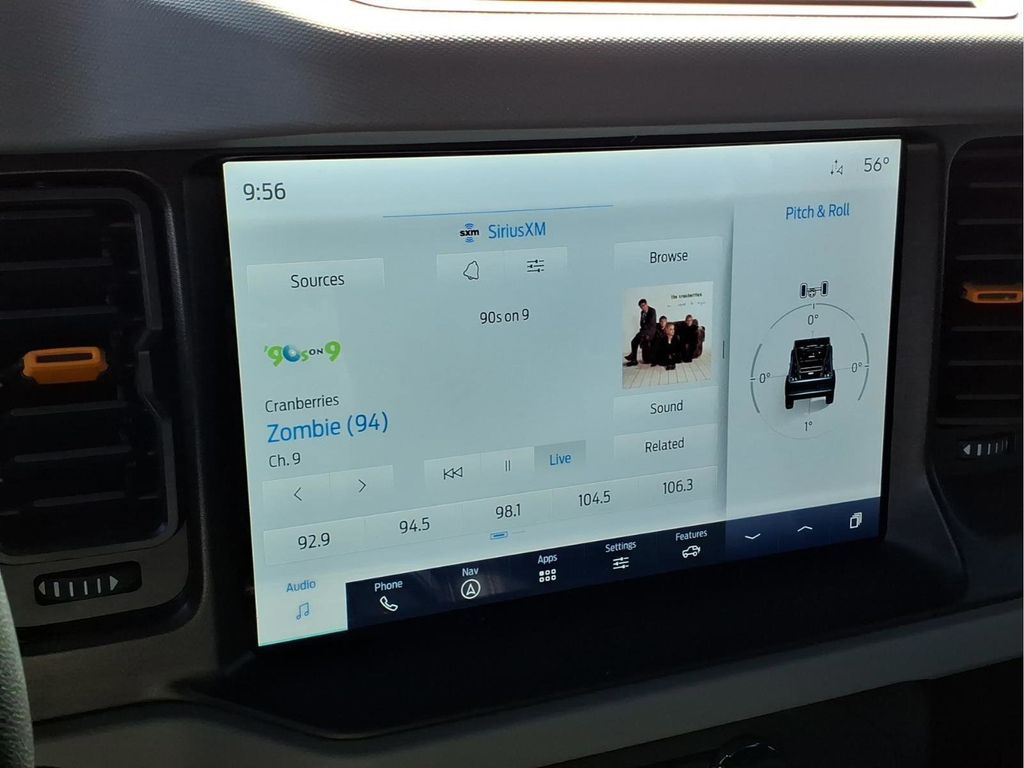 View vehicle photo 6