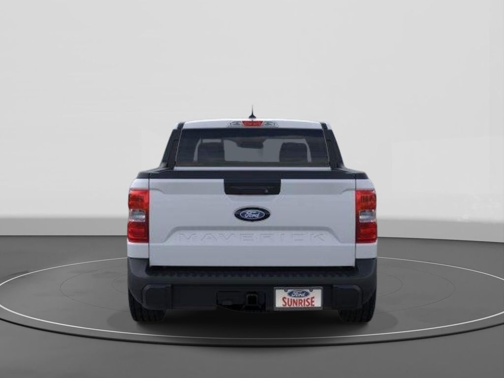 New 2026 Ford Maverick XLT 4D Crew Cab