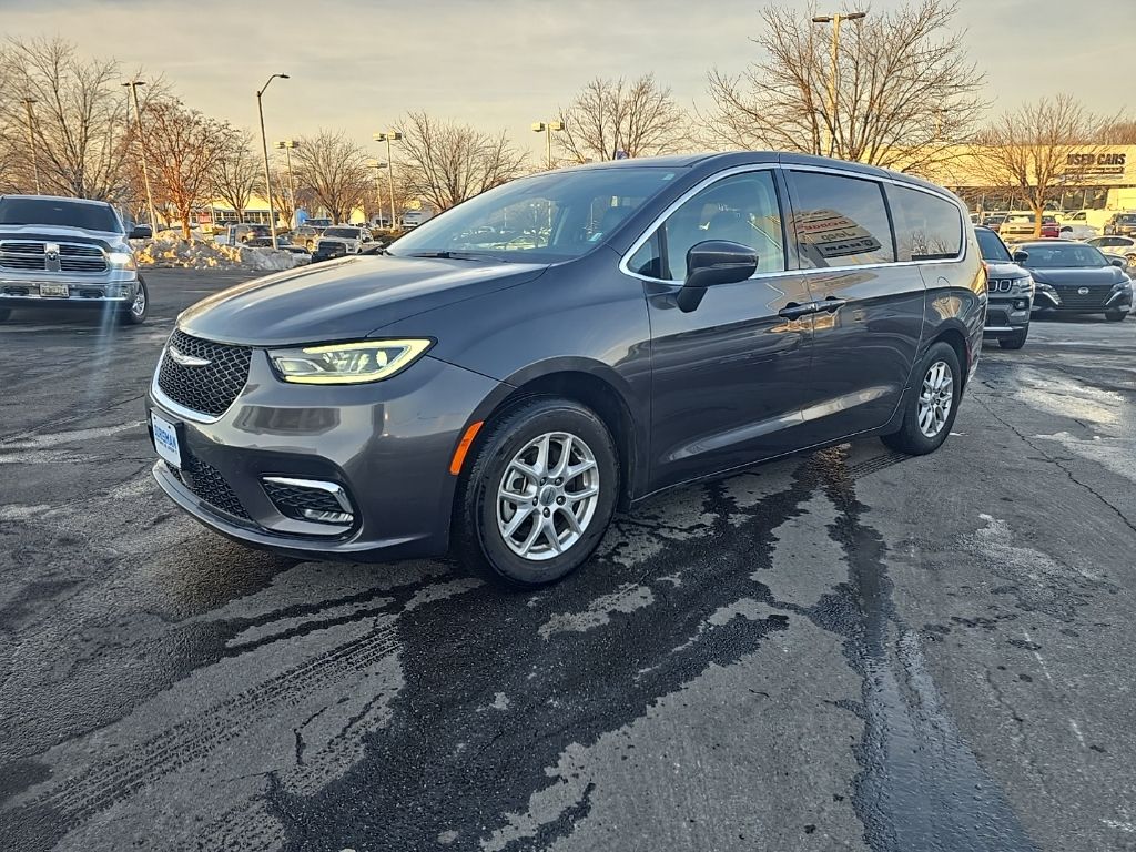2023 Chrysler Pacifica Touring L FWD