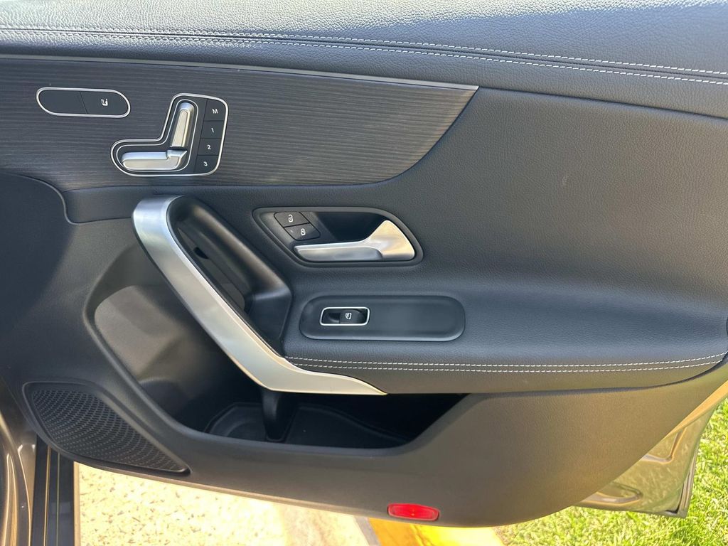 Thumbnail: 2023 Mercedes-Benz CLA - 19