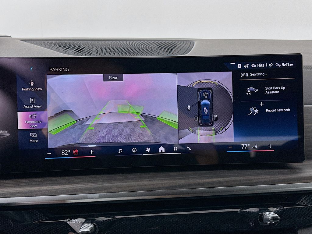 Thumbnail: 2026 BMW X7 - 13