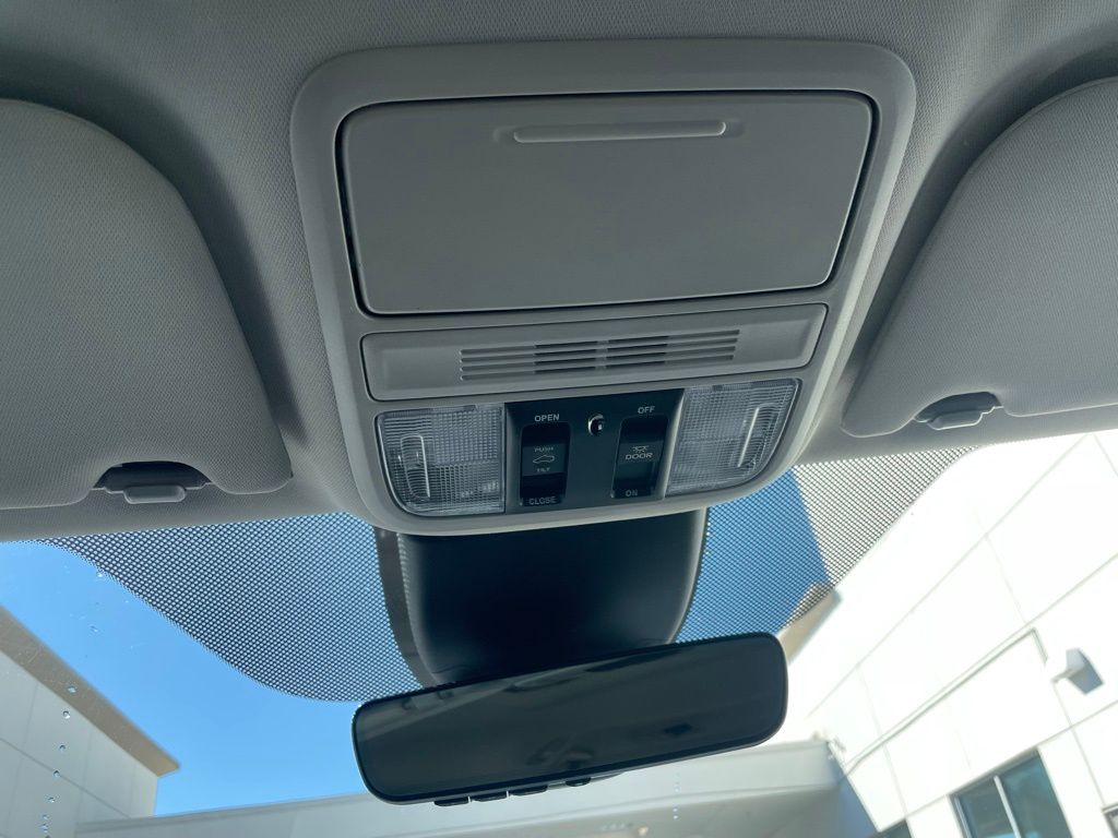 Thumbnail: 2026 Honda Odyssey - 16