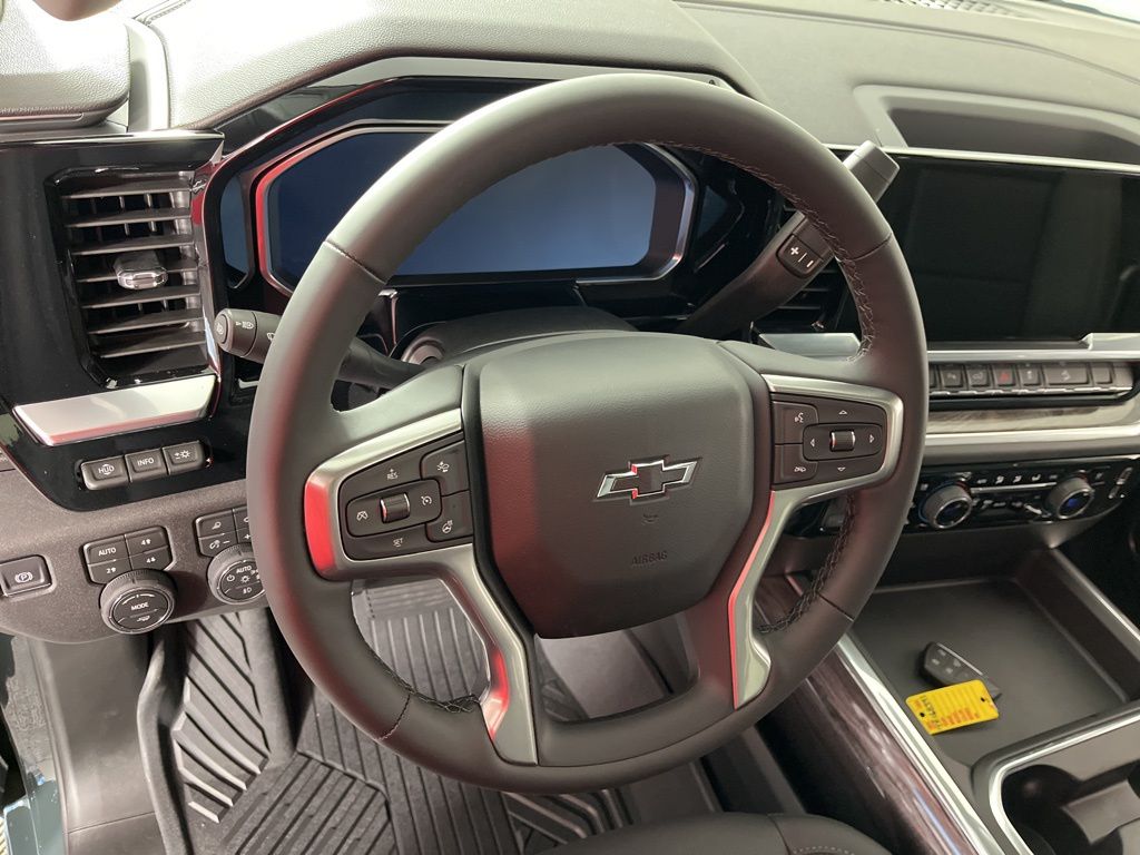 Thumbnail: 2026 Chevrolet Silverado 2500 - 30