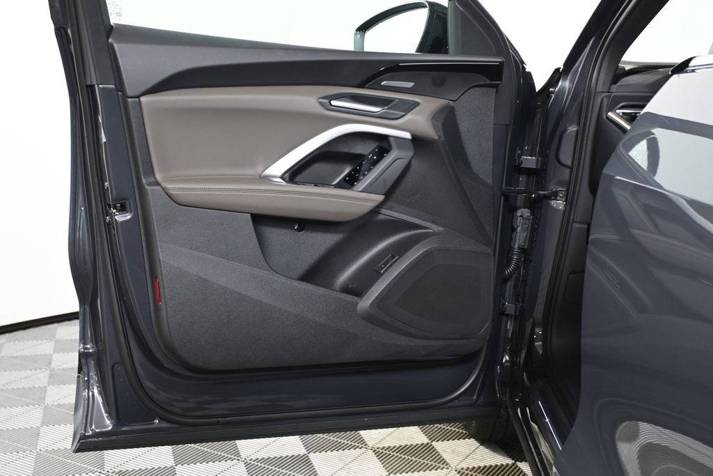 Thumbnail: 2025 Audi Q5 - 25