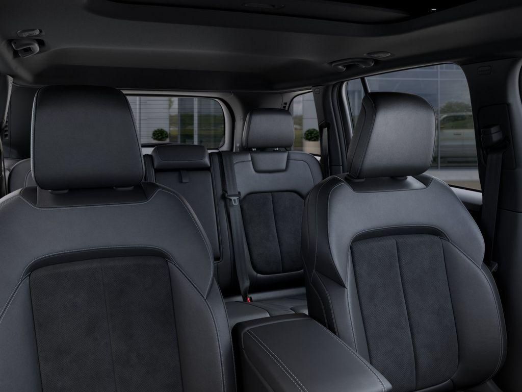 2026 Jeep Grand Cherokee Laredo White/off-white at South Hills CDJR