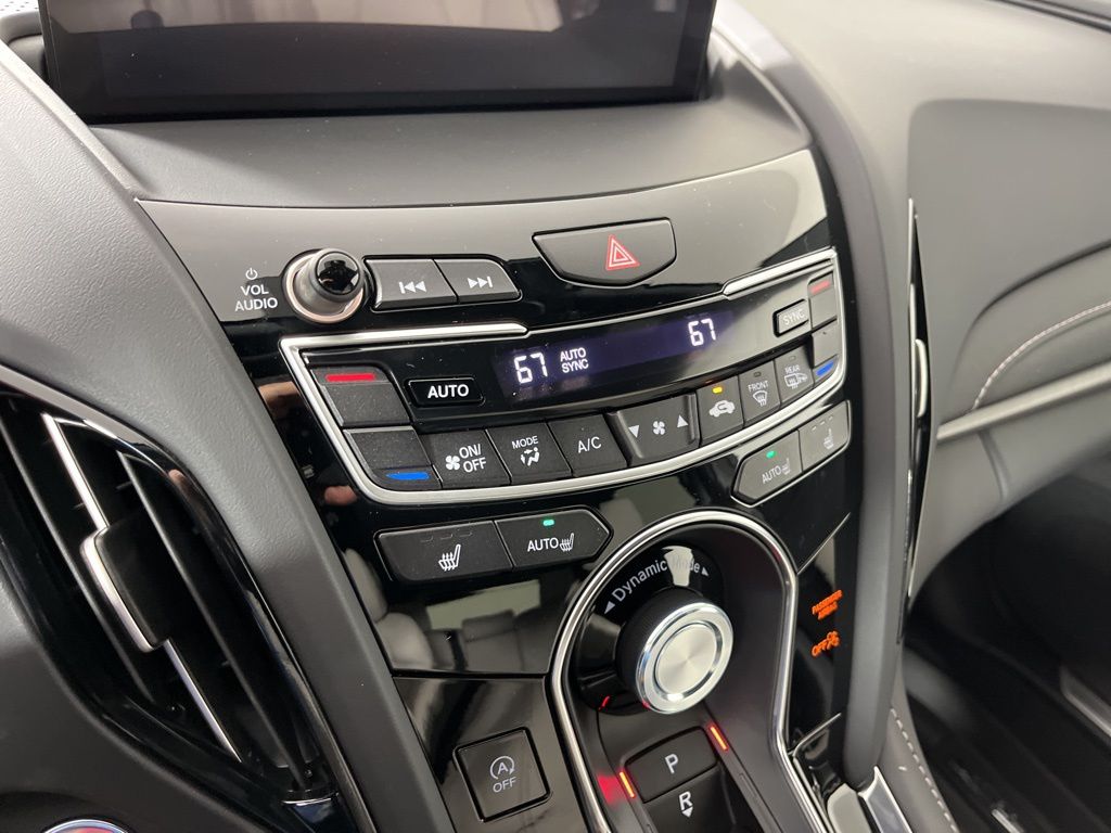 Thumbnail: 2026 Acura RDX - 32