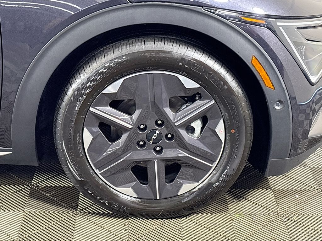 2025 Kia EV6 Light