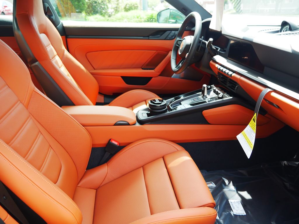 Thumbnail: 2026 Porsche 911 - 10