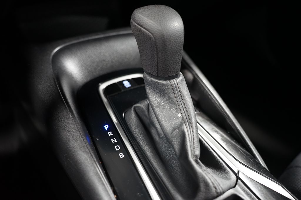 2021 Toyota Corolla LE 20