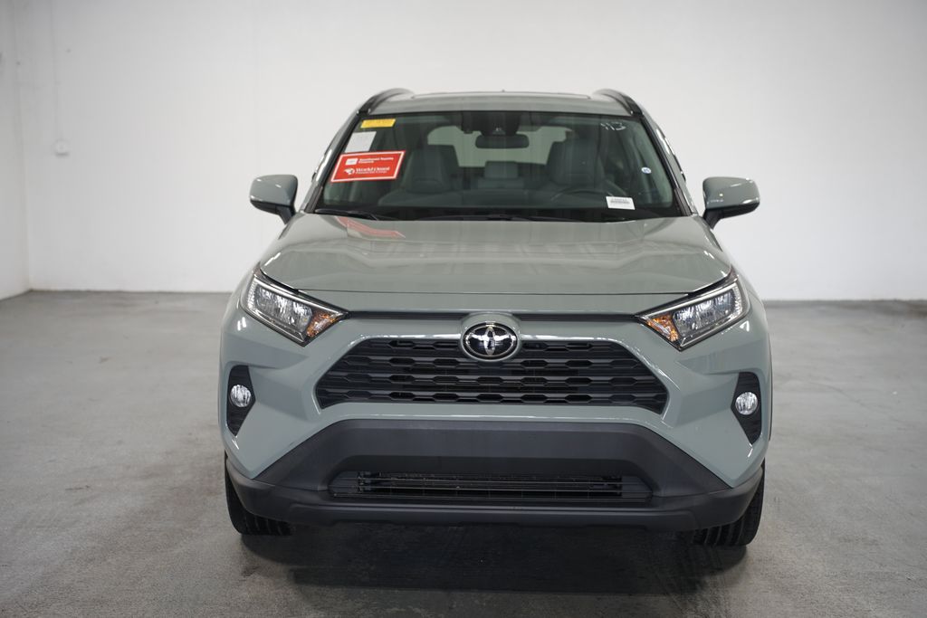 Thumbnail: 2021 Toyota RAV4 - 2