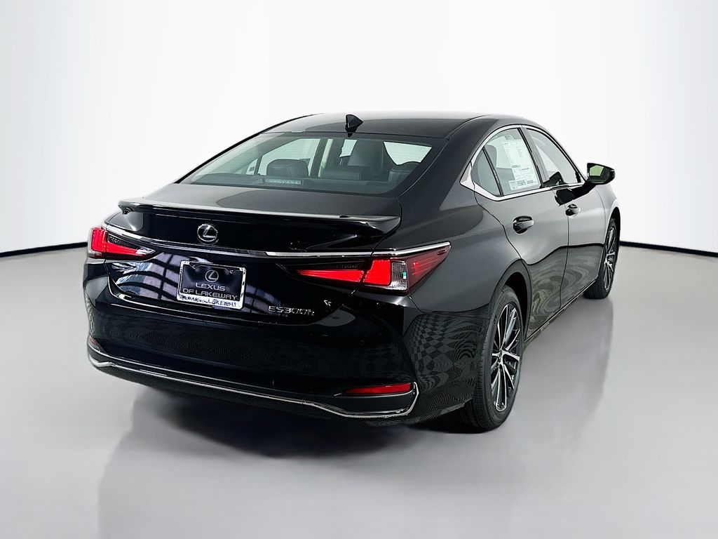 2025 Lexus ES Hybrid 300h 5