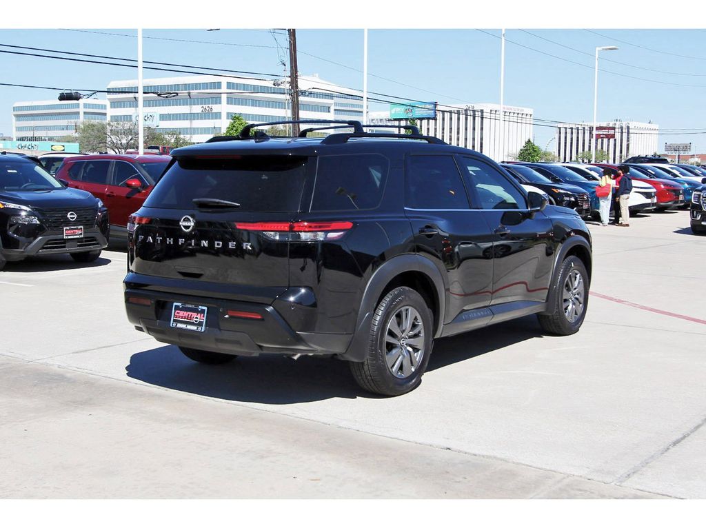2026 Nissan Pathfinder SV - 3