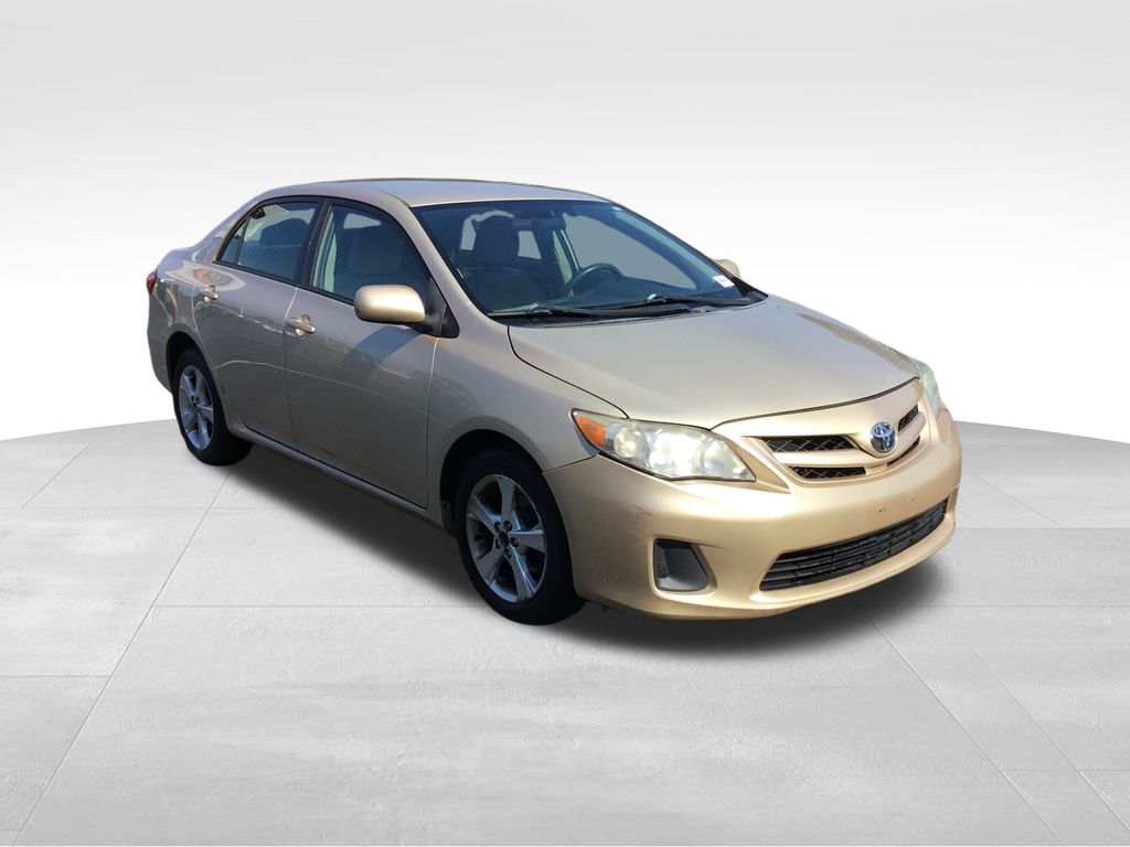 Thumbnail: 2011 Toyota Corolla - 7