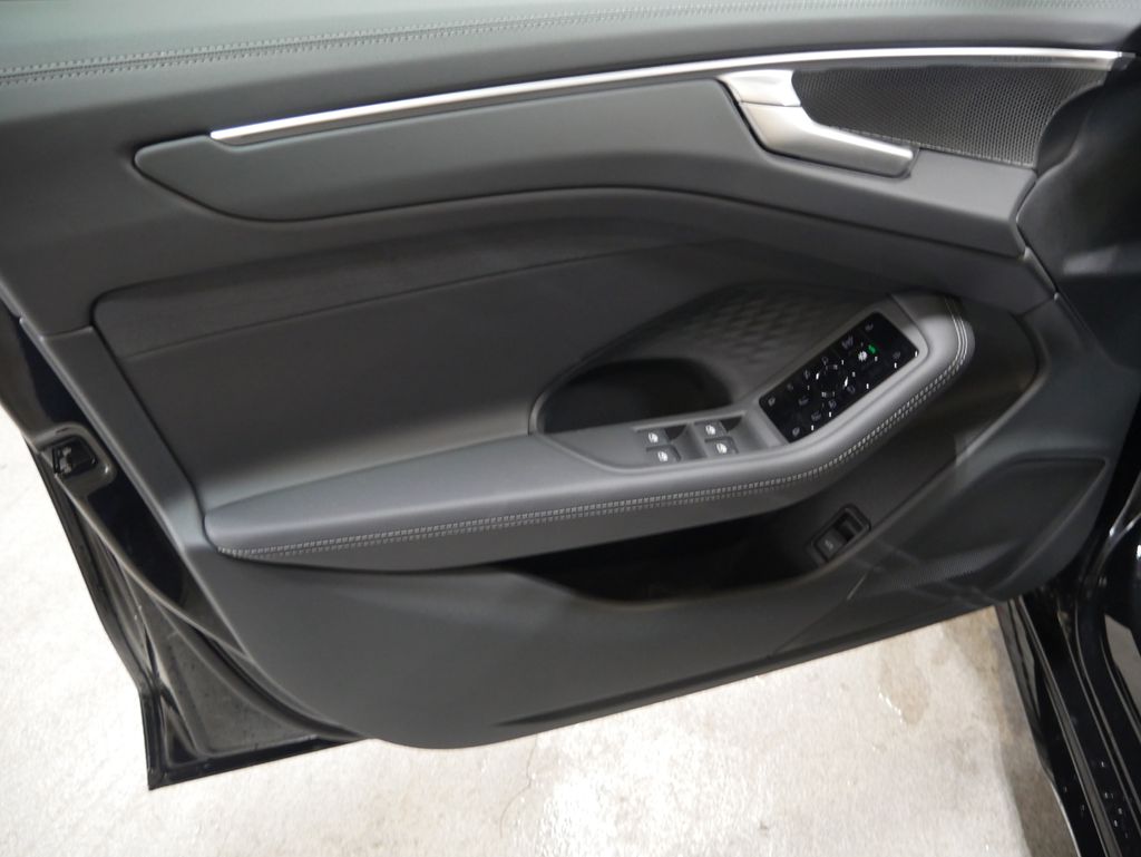 Thumbnail: 2026 Audi A6 - 16