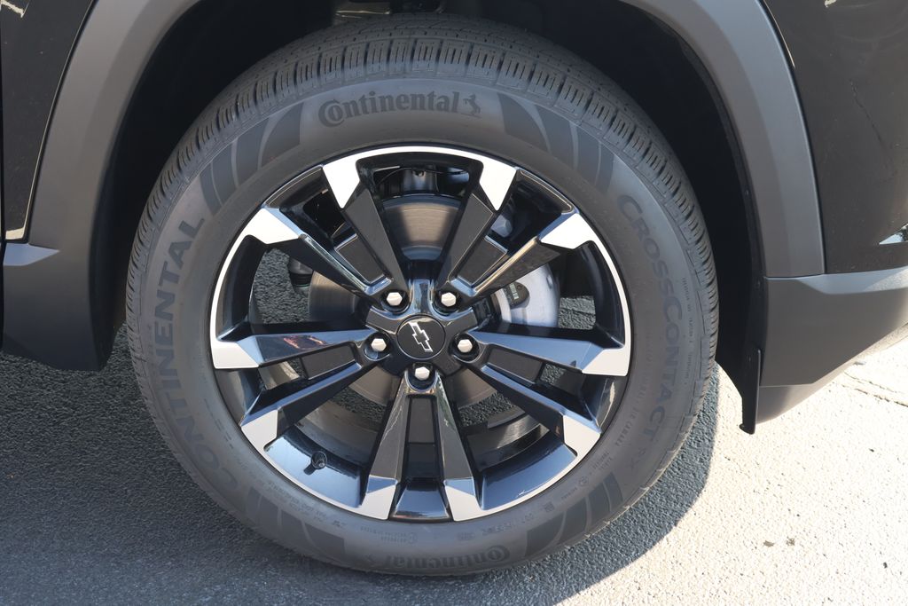 Thumbnail: 2026 Chevrolet Equinox - 11
