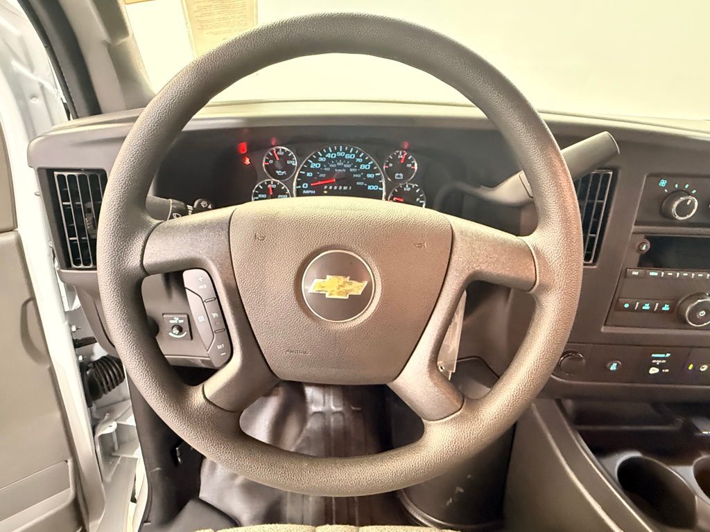 2025 Chevrolet Express 3500 Work Van