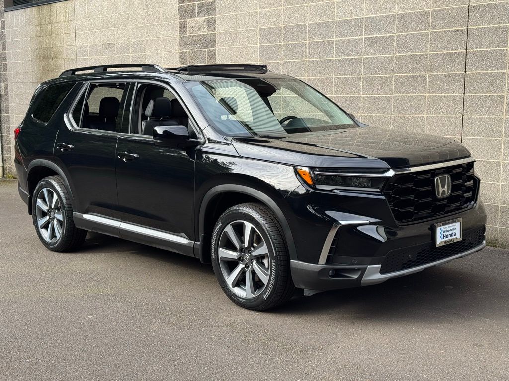 2023 Honda Pilot Touring AWD