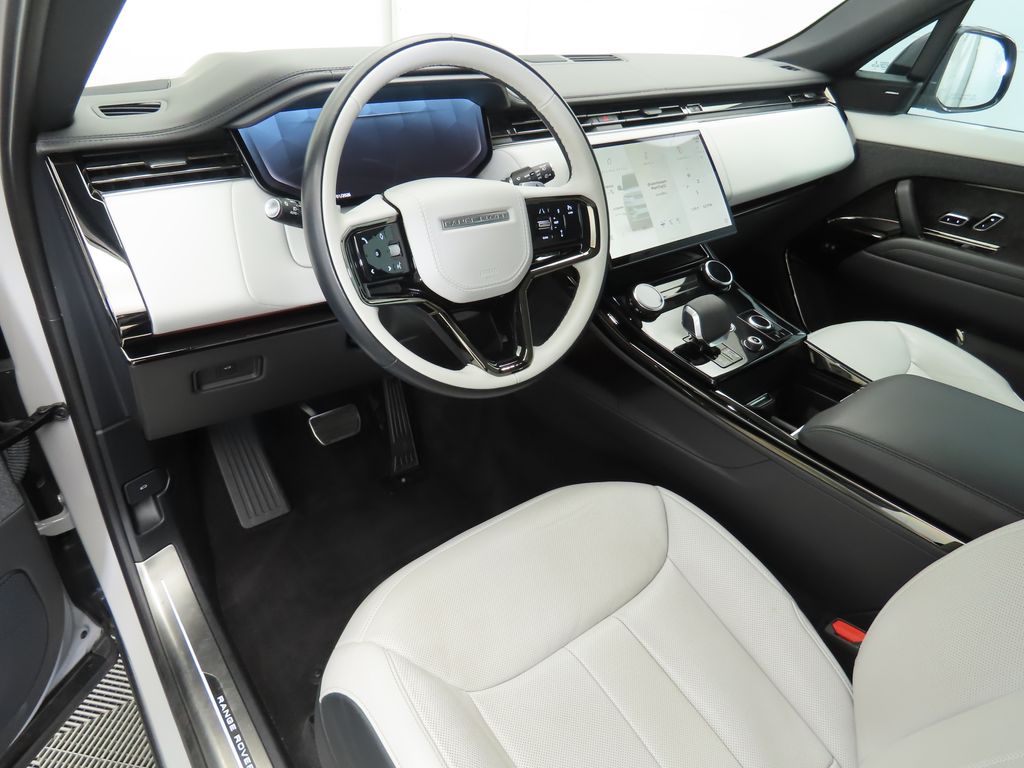 Thumbnail: 2023 Land Rover Range Rover Sport - 9