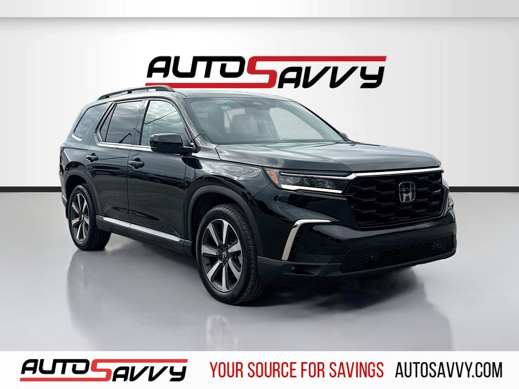 2024 Honda Pilot Touring Black at AutoSavvy Houston Northwest