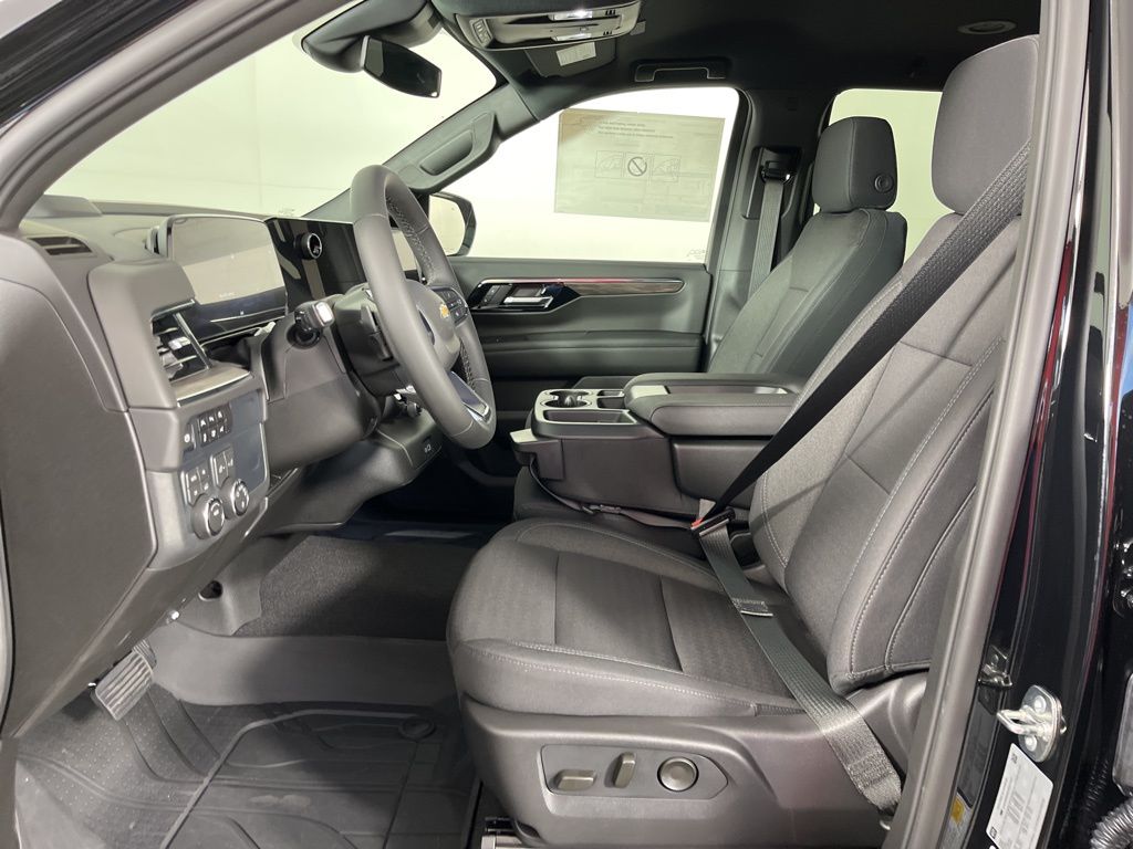 Thumbnail: 2026 Chevrolet Tahoe - 21