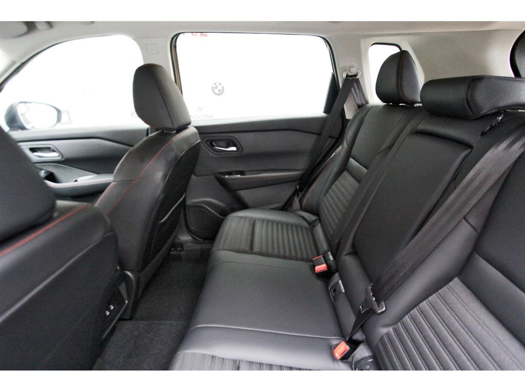 2026 Nissan Rogue Rock Creek - 8
