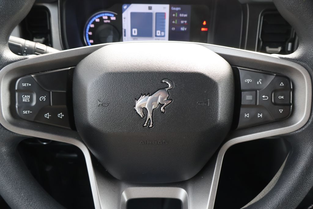 Thumbnail: 2022 Ford Bronco - 25