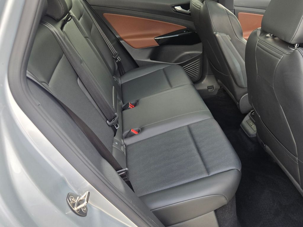 2021 Volkswagen Id.4 - $21,500