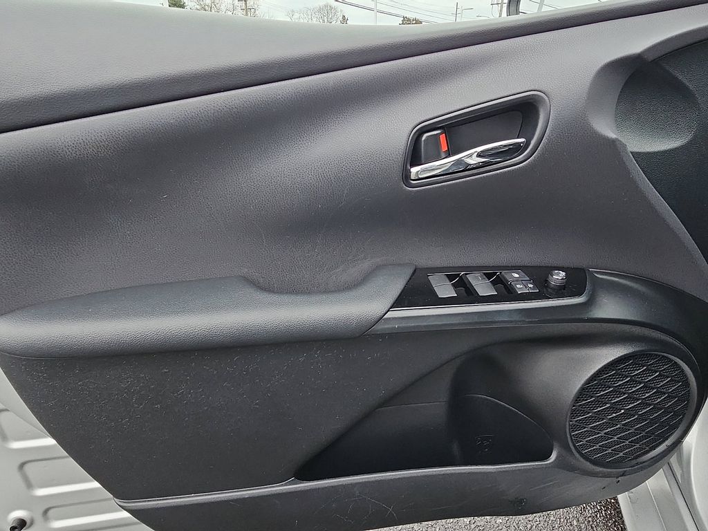 Thumbnail: 2021 Toyota Prius Prime - 13