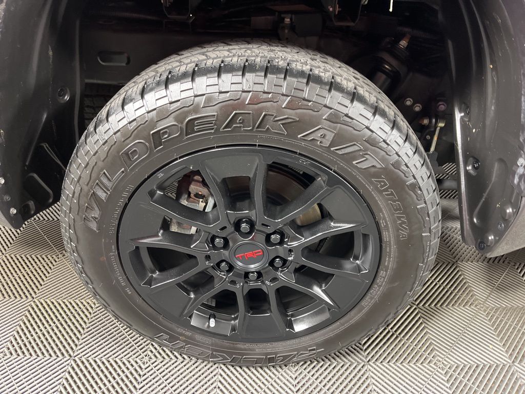 Thumbnail: 2024 Toyota Tundra - 18