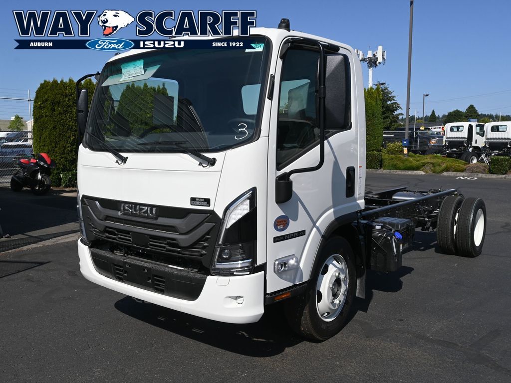 2025 Isuzu NPR XD 