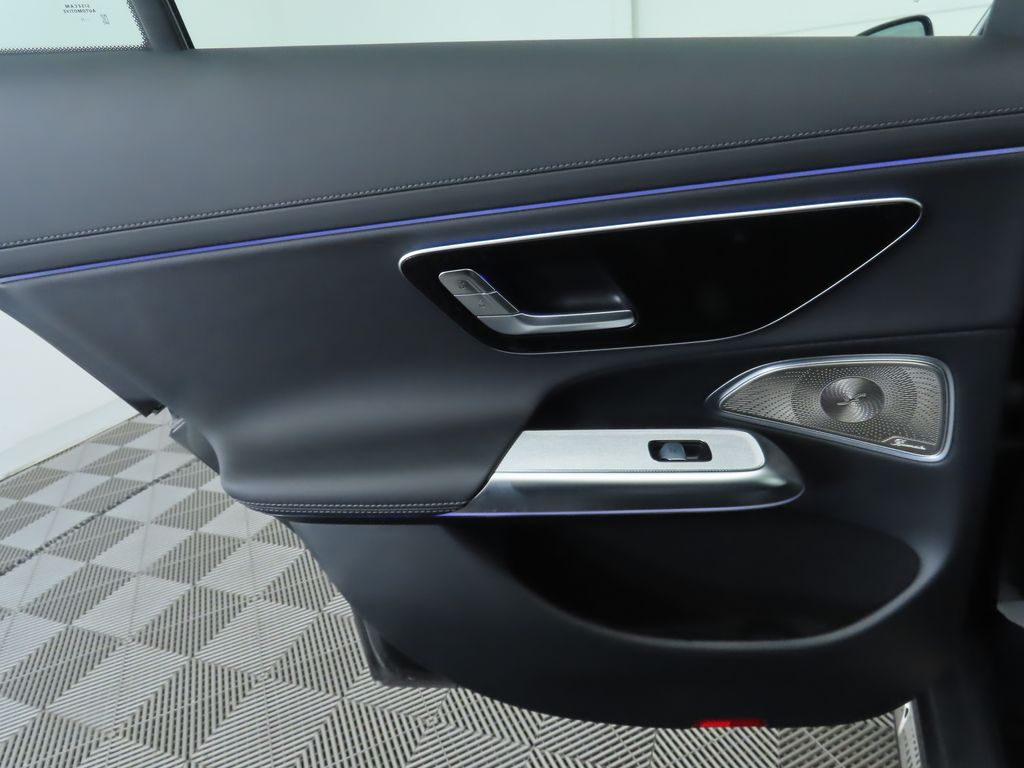 Thumbnail: 2025 Mercedes-Benz E-Class - 27