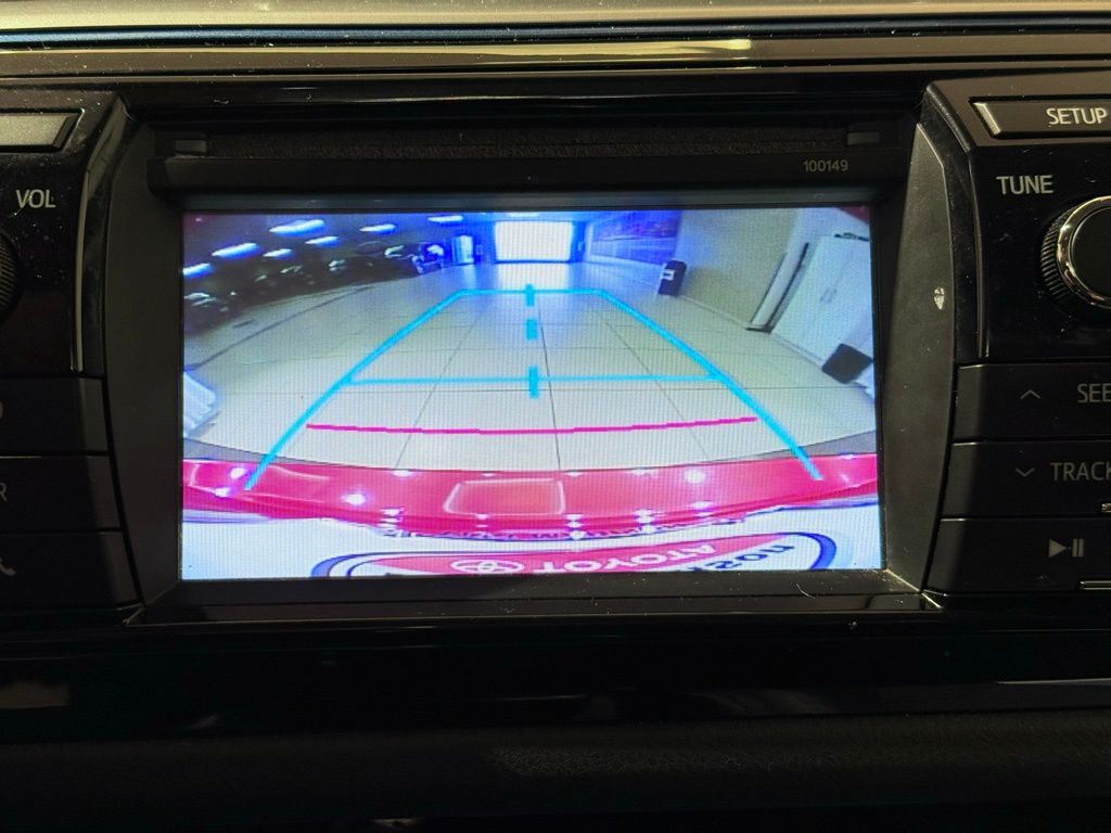 Thumbnail: 2014 Toyota Corolla - 26