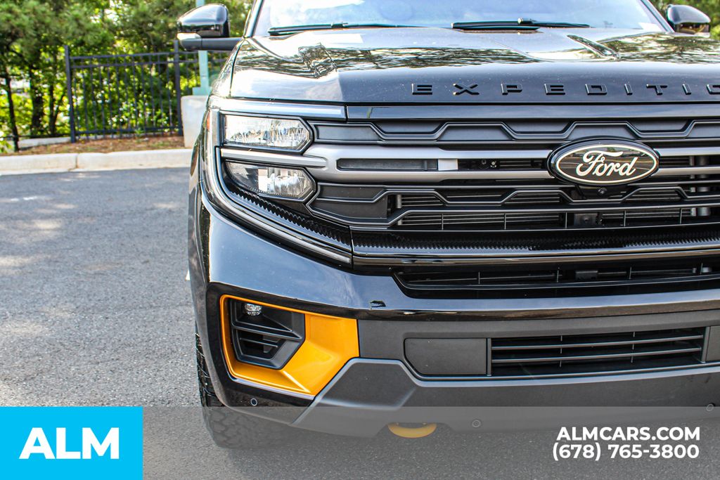 Used 2025 Black Ford Tremor image 12
