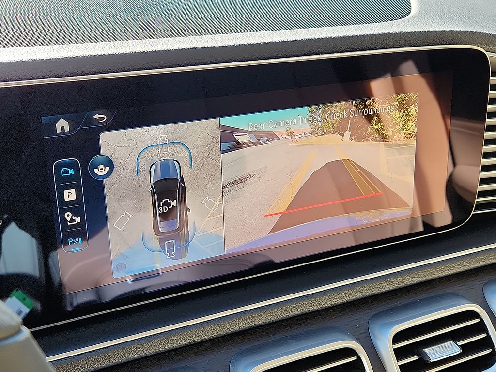 Thumbnail: 2026 Mercedes-Benz GLE - 13