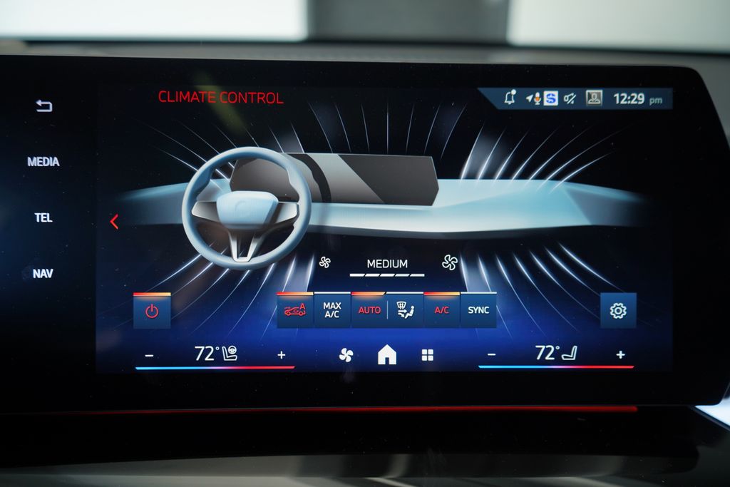 Thumbnail: 2026 BMW X1 - 18