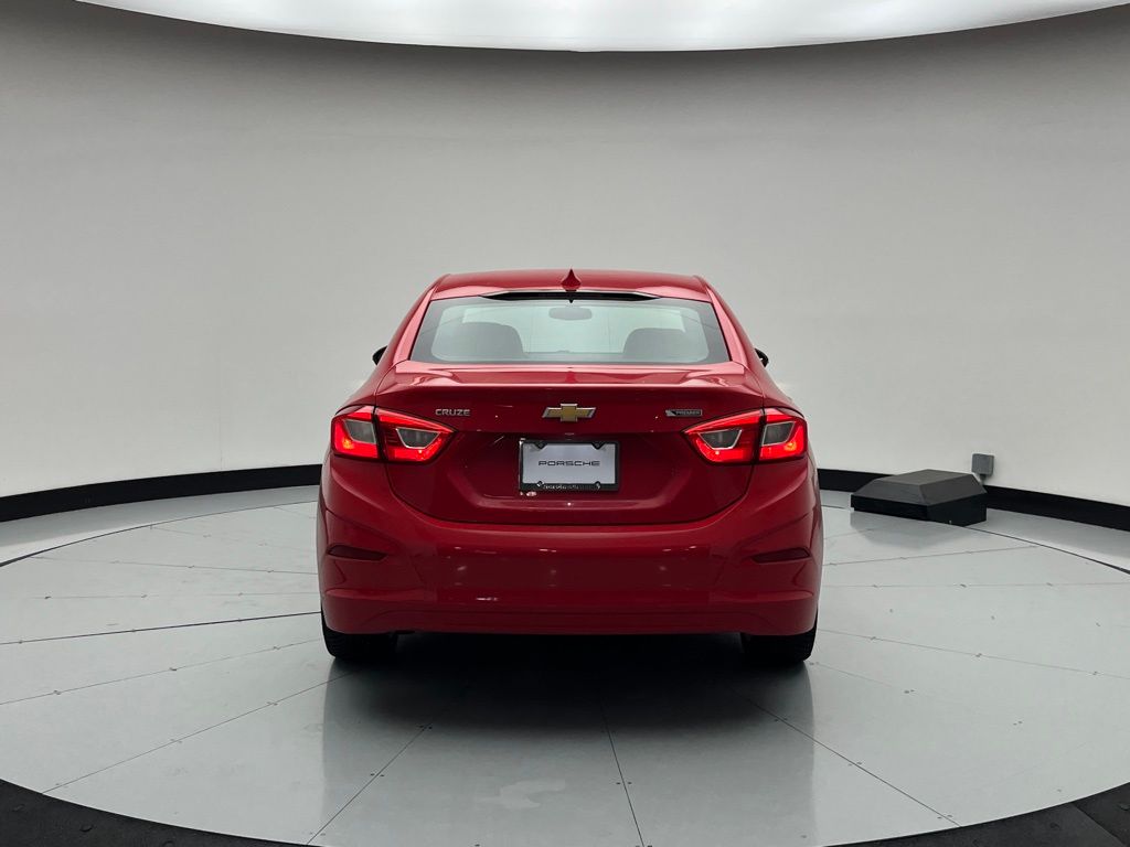 Thumbnail: 2018 Chevrolet Cruze - 8