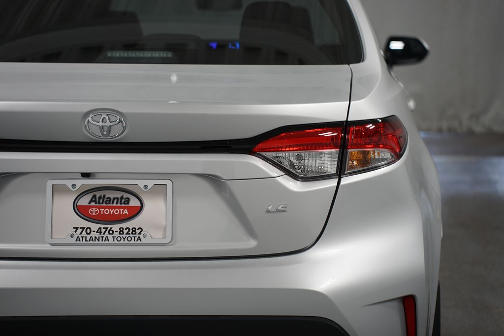 2025 Toyota Corolla LE 10
